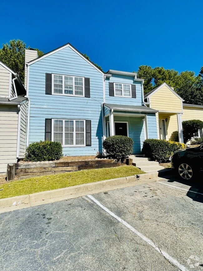 Building Photo - 406 Vineyard Pond Dr NW