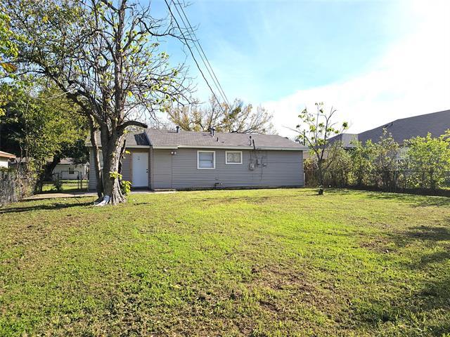 Building Photo - 3735 State Oak Dr