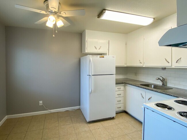 Interior Photo - 616 O Street