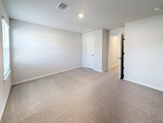 Building Photo - 13344 Burbot Dr