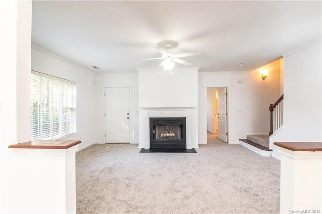 Building Photo - 3715 Melrose Cottage Dr