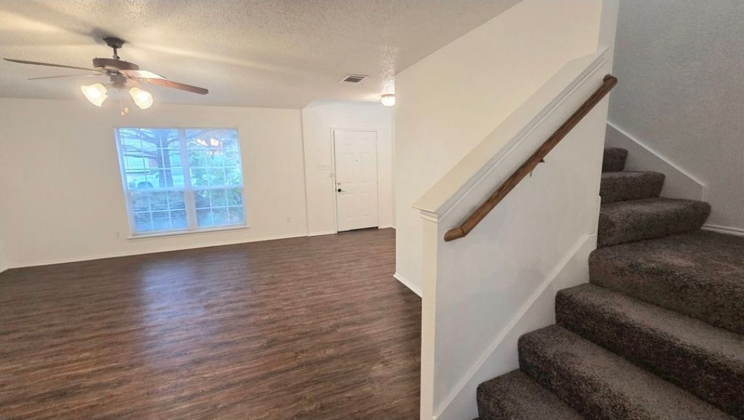 Building Photo - 2817 Island Wren Dr