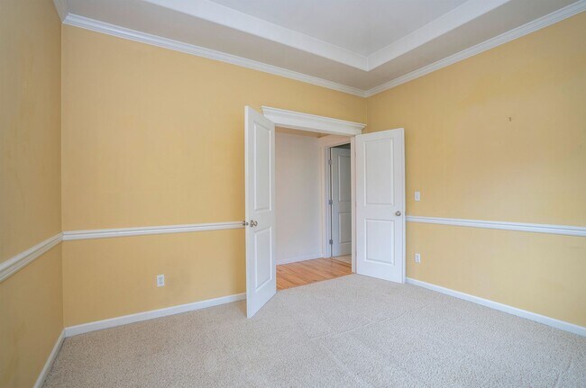 Building Photo - Beautiful Craftsman Home for Rent on Fox Island