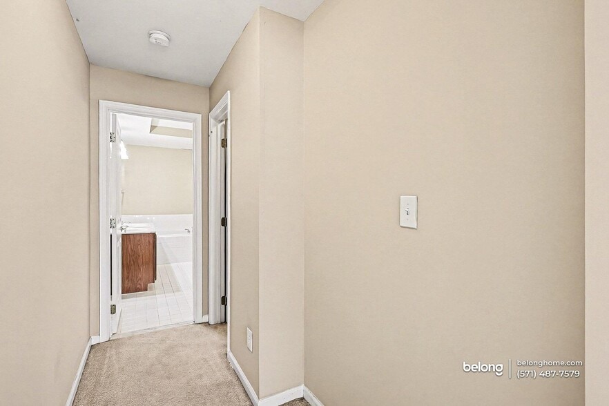 Building Photo - 4679 Red Admiral Way