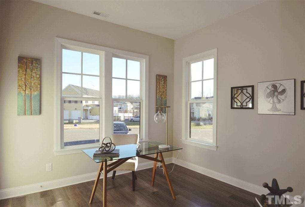 Building Photo - Room in Townhome on Philip's Square