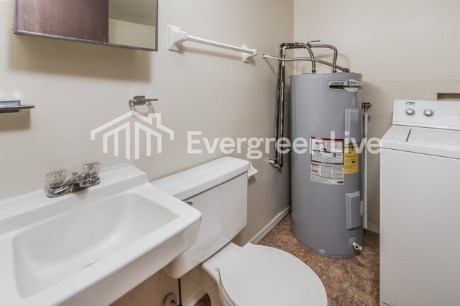 Building Photo - 8053 Mt Aetna St