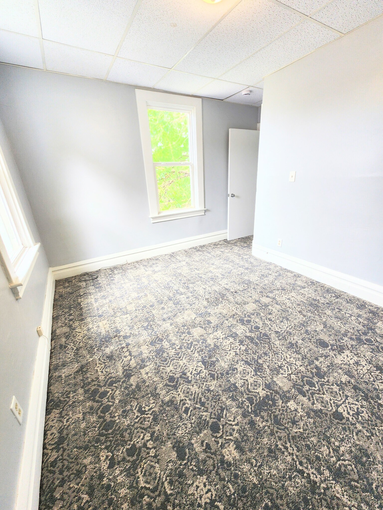 Building Photo - 712 Herron Ave