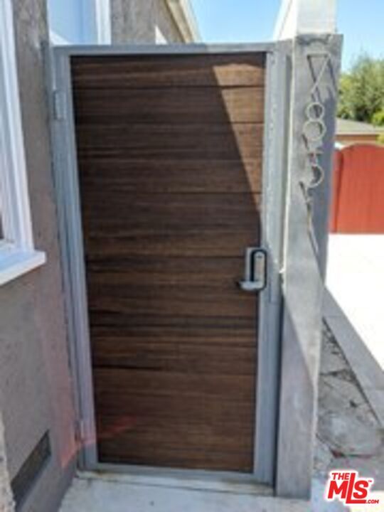 Building Photo - 7851 Airlane Ave