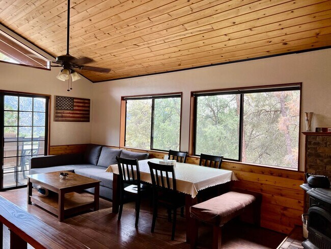 Building Photo - Cozy 3-Bed 2-Bath Cabin-Style Home Nestled...