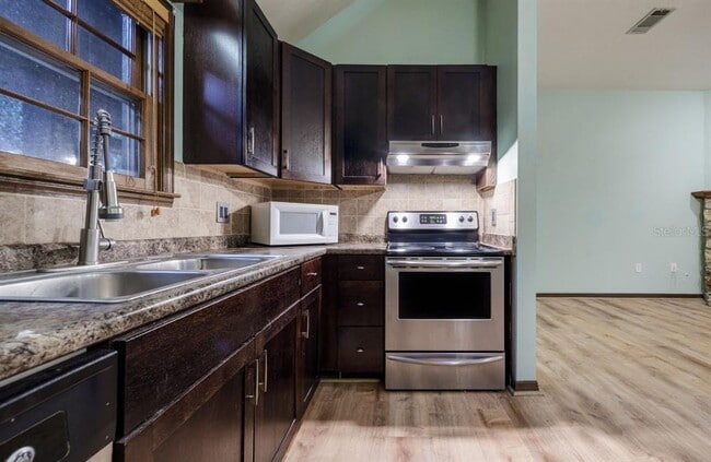 Building Photo - 5124 SW 86th Terrace