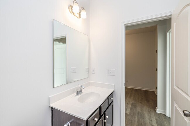 Building Photo - BEAUTIFUL 3 Bedroom Home - Stonebridge Fairways - AVAILABLE NOW