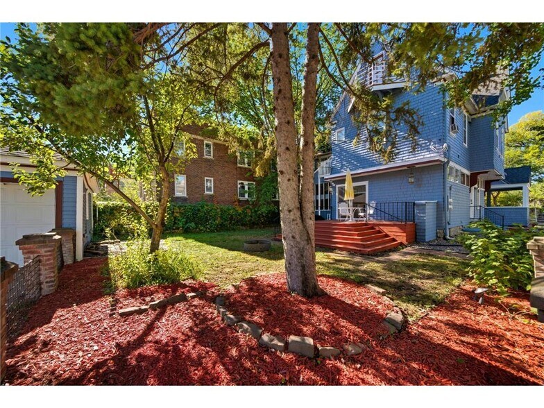 Building Photo - 2701 DuPont Ave S