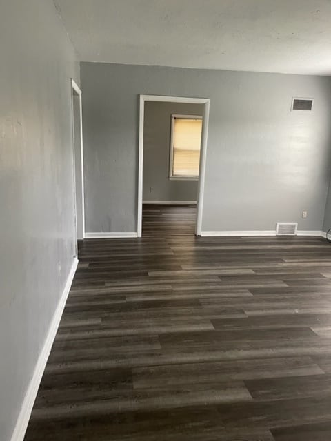 Building Photo - 4242 Tracy Ave