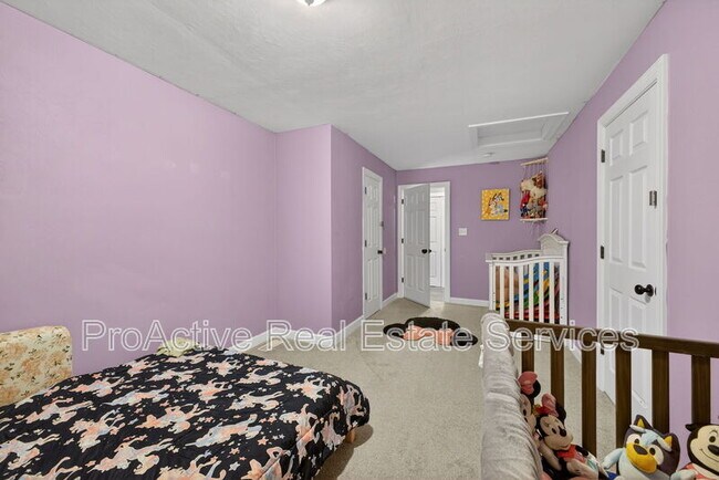 Building Photo - 2012 Midway Ave