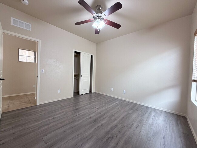 Building Photo - 3BR/2BA/2.5CG, 1861 sq.ft. rental in Sierra Vista, AZ