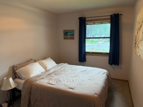 Building Photo - 409 Meadow Ct
