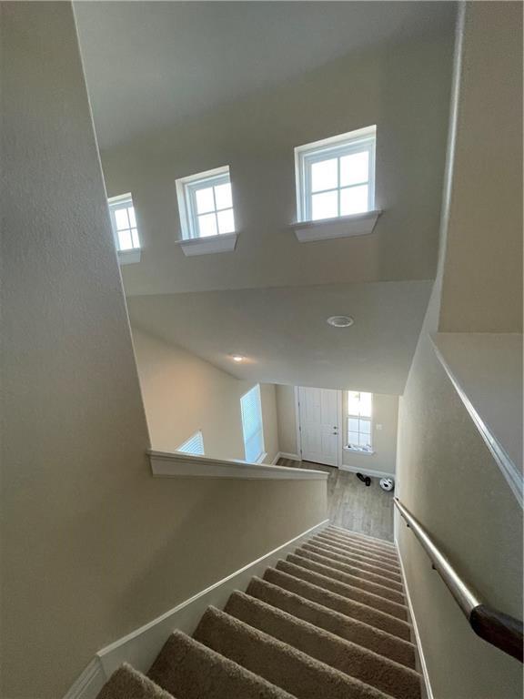 Building Photo - 148 Riverhill Dr