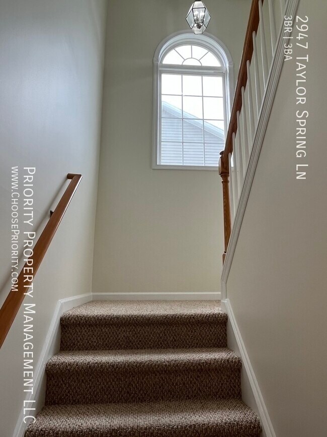 Building Photo - 3 Bedroom in Taylor Springs