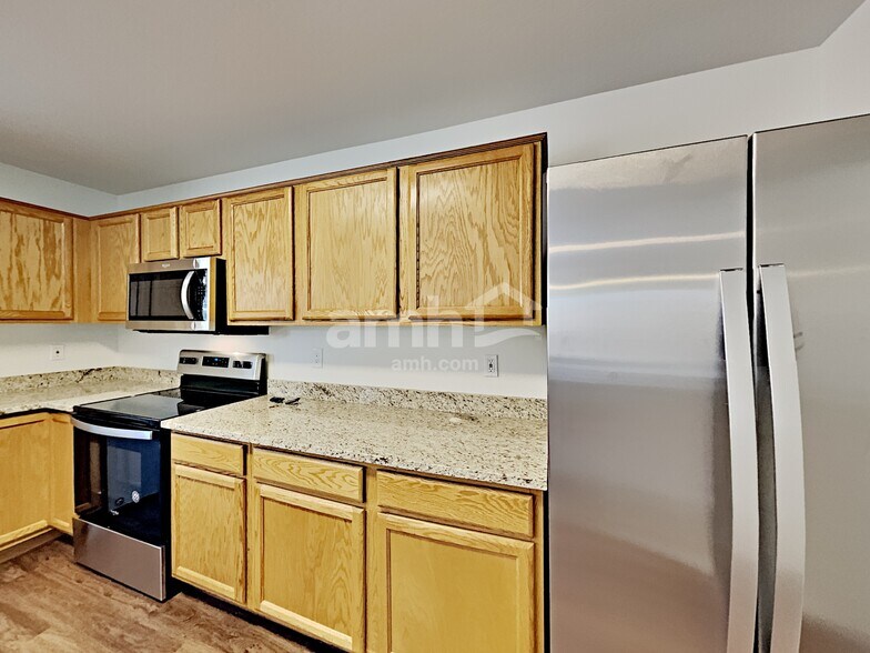 Building Photo - 7923 W Payson Rd