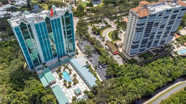 Building Photo - 7515 Pelican Bay Blvd