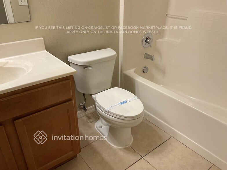 Building Photo - 2915 Ariel Ave