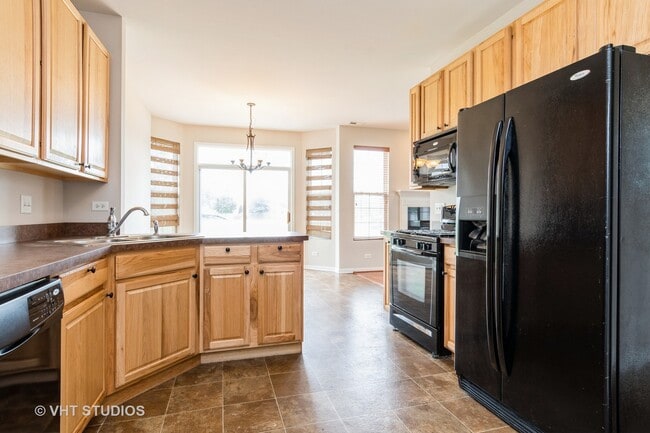 Building Photo - 1028 Heron Cir