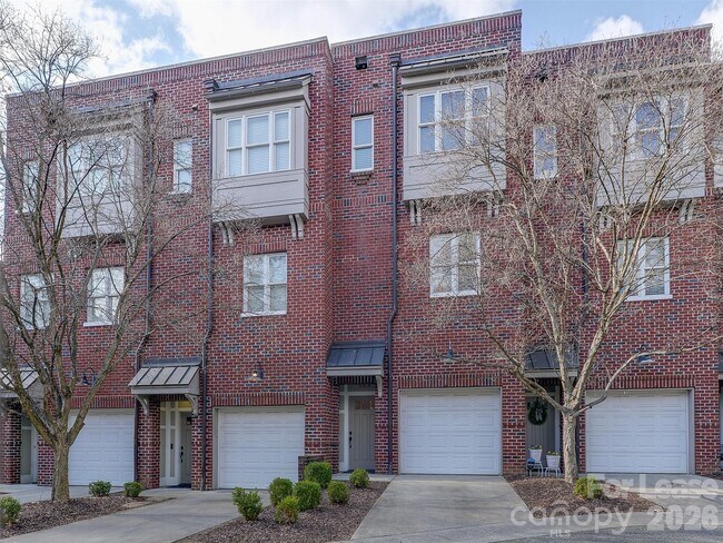 Building Photo - 100 N Laurel Ave