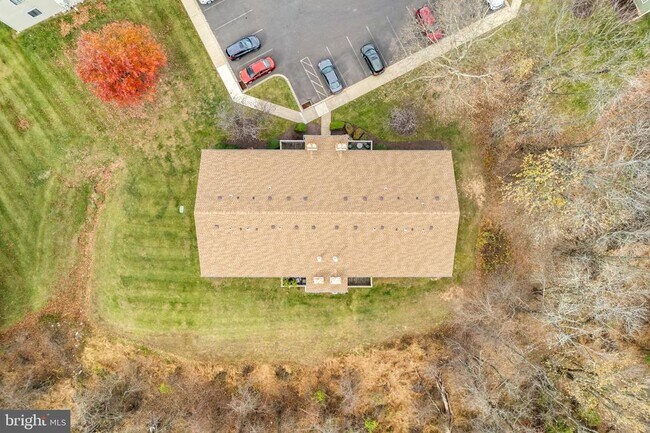 Building Photo - 408 Stockton Ct