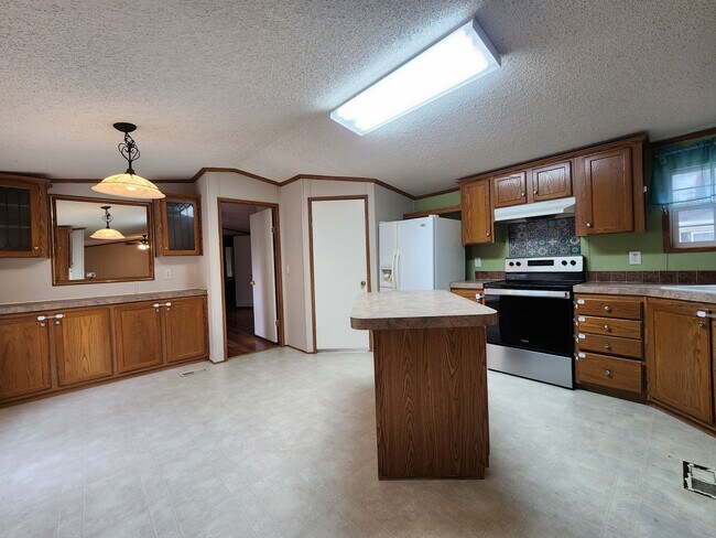 Building Photo - 20287 Perrilloux Rd
