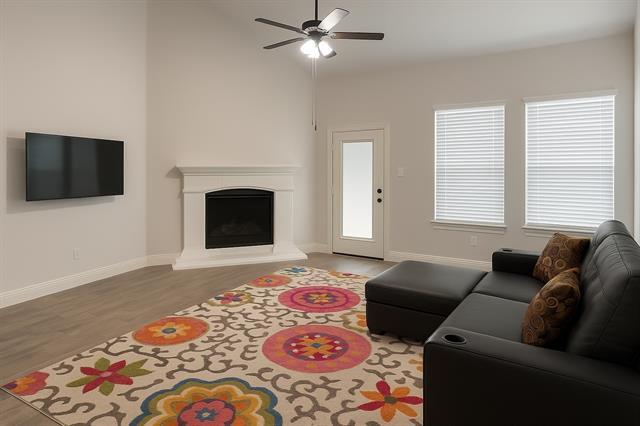 Building Photo - 617 Saragosa Ct