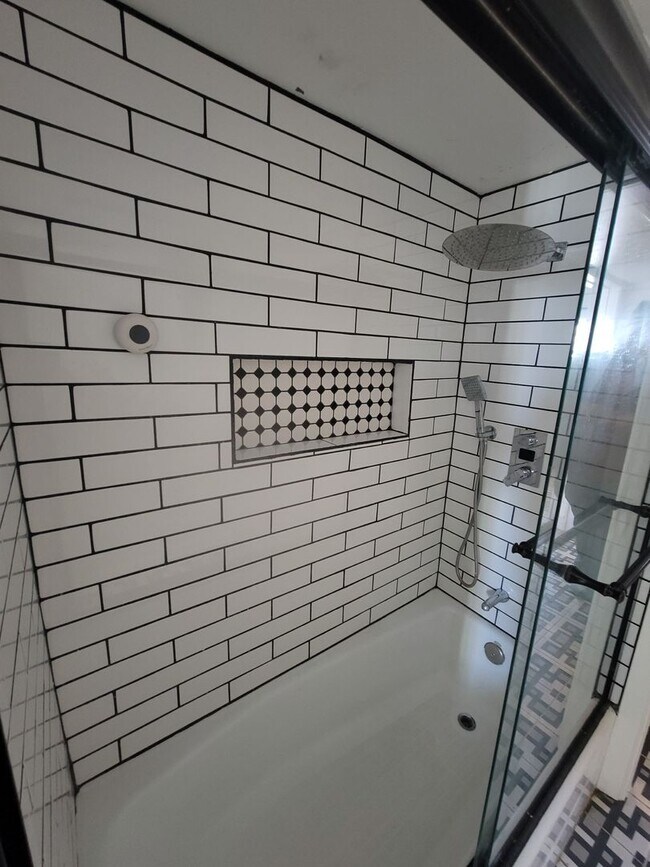 Building Photo - 215 Postoffice St