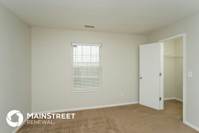 Building Photo - 6623 Timberbend Dr