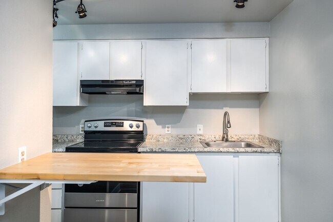 Interior Photo - Victory Manor Apartments