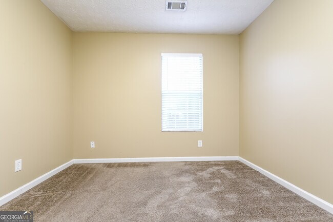 Building Photo - 6482 Alford Way