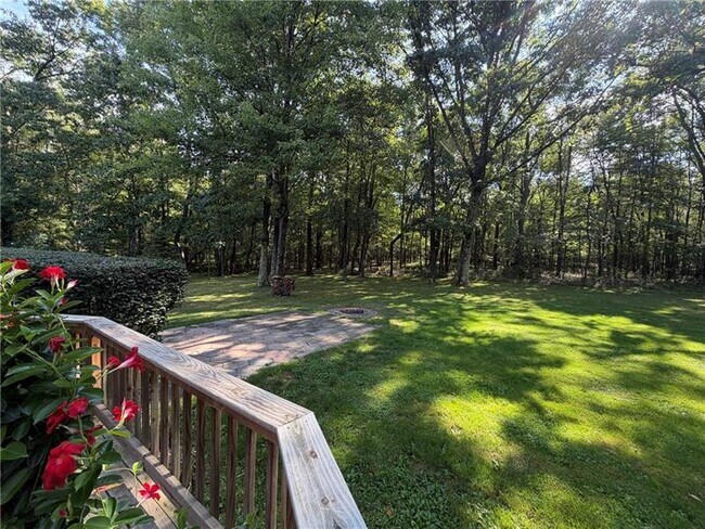 Building Photo - 116 Sturbridge Ln