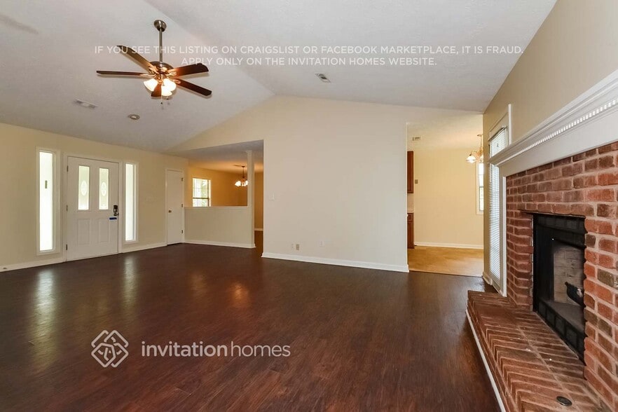 Building Photo - 213 Northbridge Dr