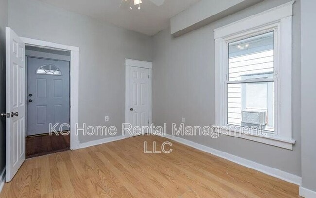 Building Photo - 2019 Kansas Ave