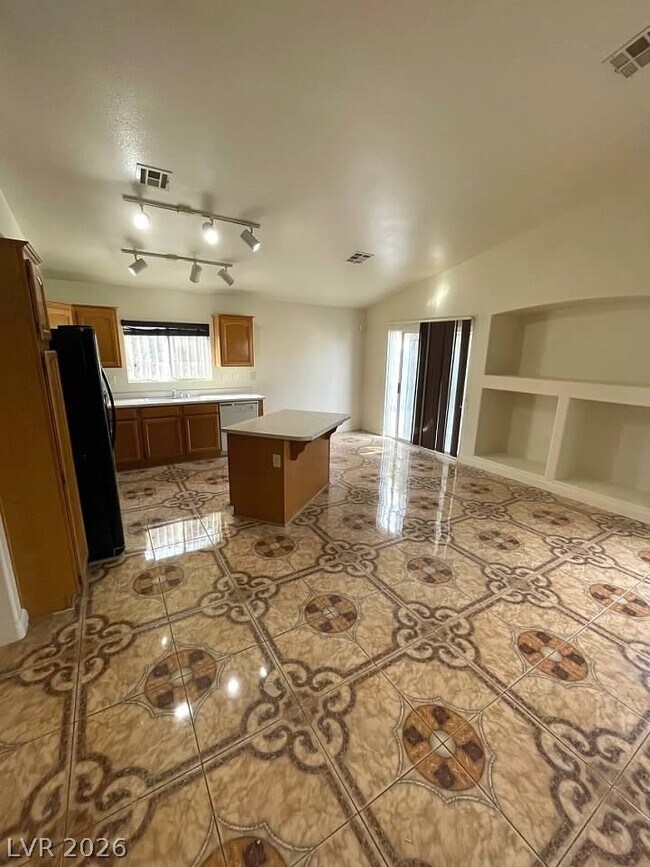 Building Photo - 4406 Cinema Ave