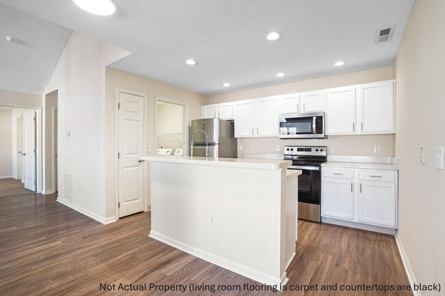 Building Photo - 5087 Vail Pine Pl