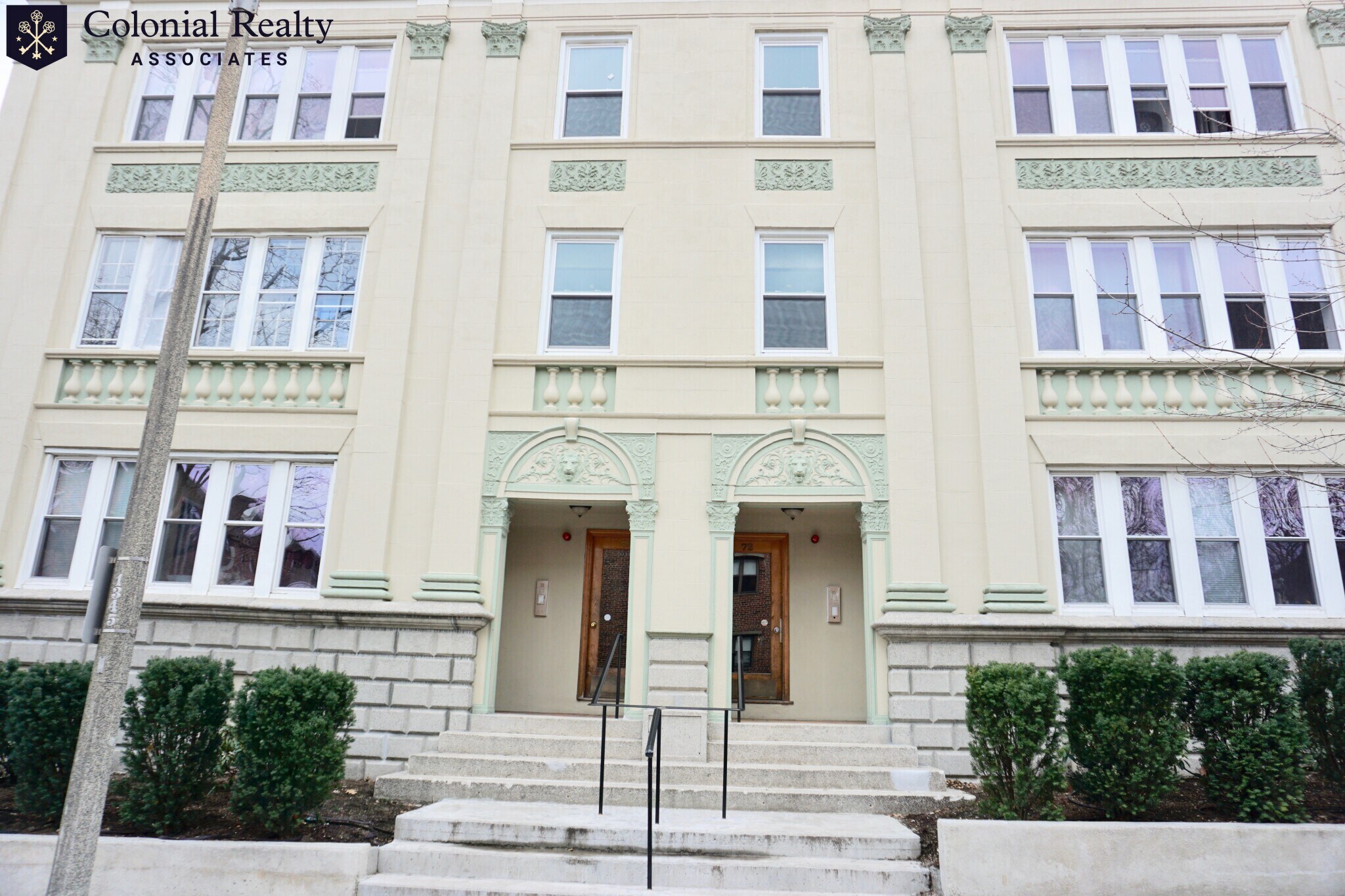 Building Photo - 68 Egmont St