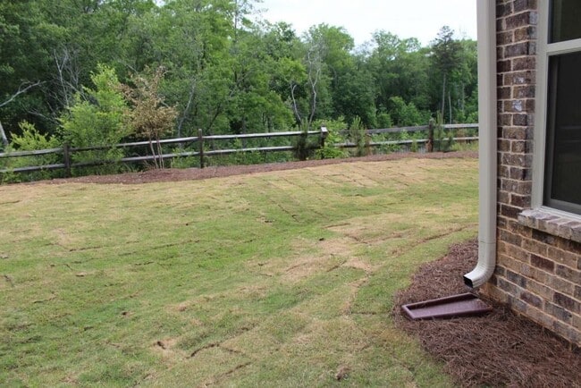 Building Photo - 3572 Brockenhurst Dr