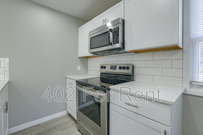 Building Photo - 1010 S 29th St