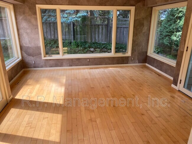 Building Photo - 4626 Linnea Ln