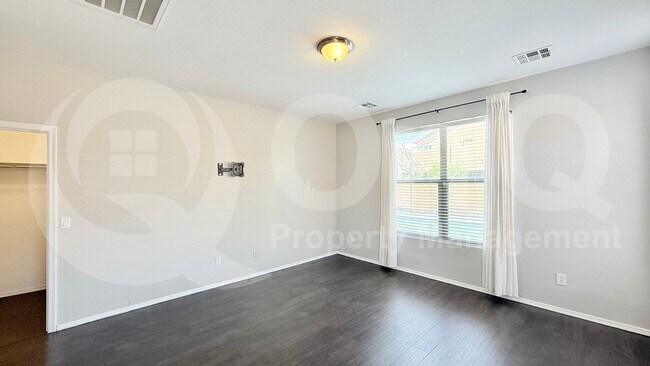 Building Photo - 46186 W Kristina Way