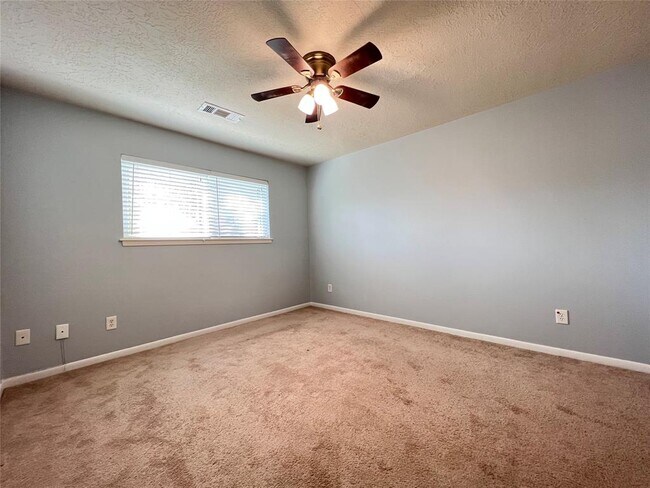 Building Photo - 11407 Briar Rose Dr