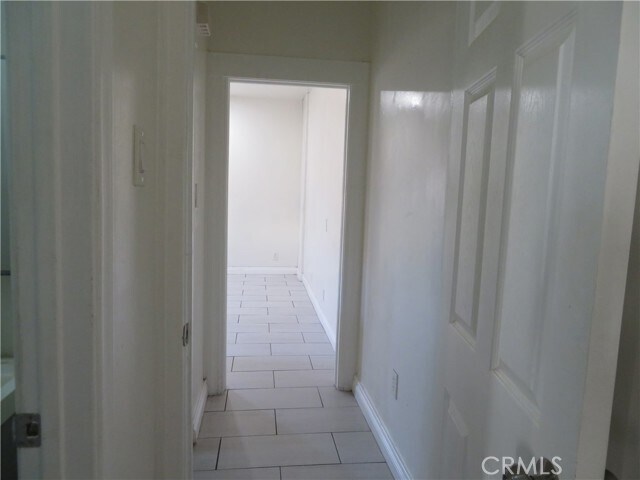 Building Photo - 3923 Normandie Ave