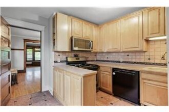 Building Photo - 3017 Knox Ave S