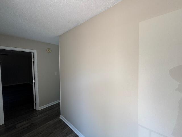 Building Photo - 6 Pinehurst Dr