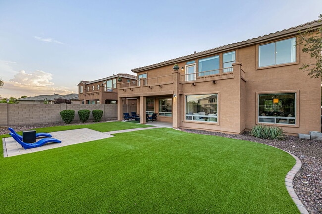 Building Photo - 5211 N 193rd Ave