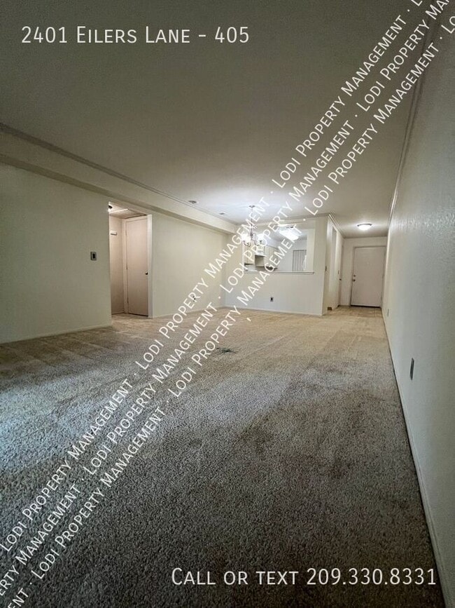 Building Photo - 2401 Eilers Ln